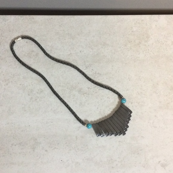 Hematite bead with turquoise bead and hematite fan pendant necklace - Picture 1 of 6